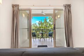 Palm View- 9 Pools BBQ Gym