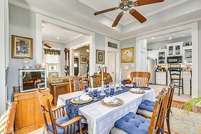 Walk to the Strand: Hideaway Haven Retreat