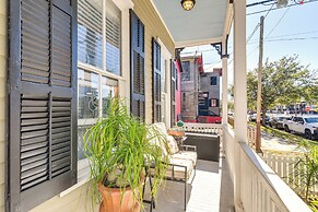 Walk to the Strand: Hideaway Haven Retreat