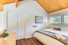 Hike, Ski & Golf: Bend Condo at Seventh Mtn Resort