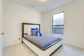 Patio & Fenced Yard: Quiet Home in Katy!