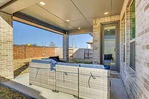 Patio & Fenced Yard: Quiet Home in Katy!