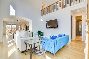 Patio & Fenced Yard: Quiet Home in Katy!