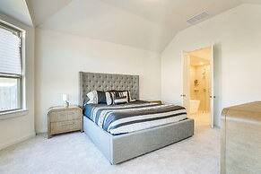 Patio & Fenced Yard: Quiet Home in Katy!