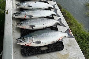 Kenai River Views & Access: Soldotna Apartment!