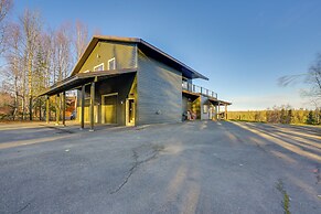 Kenai River Views & Access: Soldotna Apartment!