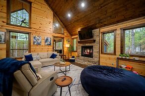 Red Fern Cabin Beauty Awaits