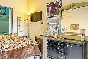 10 Mi to Franklin Mountains: Quiet Studio w/ Patio