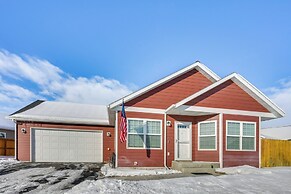 26 Mi to Bridger Bowl Ski: Home w/ Fenced Yard!