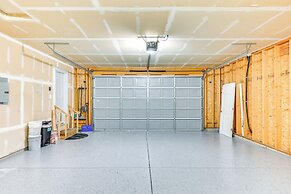 26 Mi to Bridger Bowl Ski: Home w/ Fenced Yard!