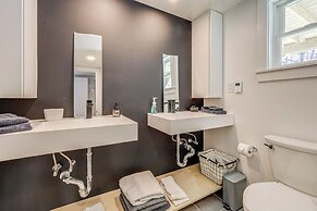 Remodeled Home w/ River Views in Frankfort!