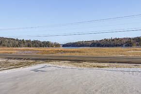 Remodeled Home w/ River Views in Frankfort!