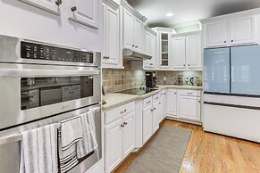 Home Theater & Yard: Family Retreat in Bessemer