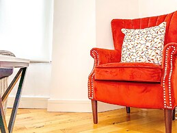 London 2-bed Apartment in Herbert Road