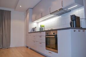 Bromma Bliss Apartment - City Escape
