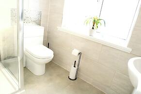 2BR House-sleeps 5-parking-contractors & Families