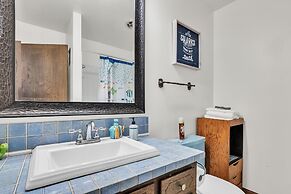 Lakefront Escape On Lake Hudson 5 Bedroom Cabin