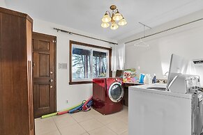 Lakefront Escape On Lake Hudson 5 Bedroom Cabin