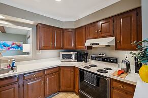 Uline Hospitality 4 Bedroom Home