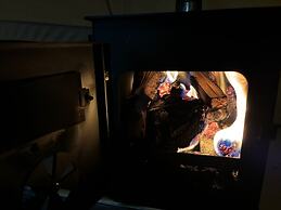 Cozy Hot Tent With Log Burner & Hot Tub Right Tent