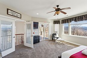 Stunning Mountain Retreat With Unmatched Views 5 Bedroom Estate