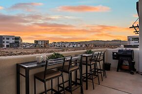 Always An Adventure 4 Bedroom Townhouse