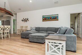 Beautiful C's - 2924 Bienville Blvd 5 Bedroom Home