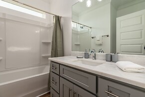 Beautiful C's - 2924 Bienville Blvd 5 Bedroom Home