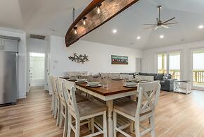 Beautiful C's - 2924 Bienville Blvd 5 Bedroom Home