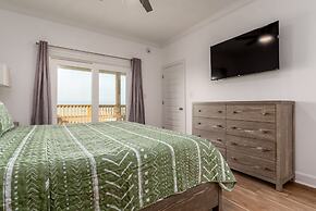 Beautiful C's - 2924 Bienville Blvd 5 Bedroom Home