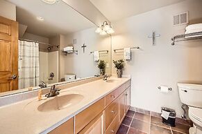 5959 Hidden River Lodge 2 Bedroom Condo