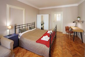 Old Town - 3 Bedroom 3 Bathroom Kitchen