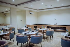 Check Inn Hotel Gimbiya