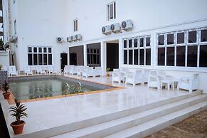 Check Inn Hotel Gimbiya
