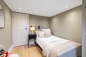 Fulham Oasis - From 325 Per Night