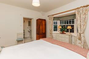 Badgemore Cottage - From 250 Per Night