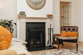 Badgemore Cottage - From 250 Per Night