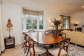 Badgemore Cottage - From 250 Per Night