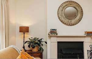 Badgemore Cottage - From 250 Per Night