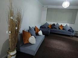 Tranquil Leicester Retreat in Oadby