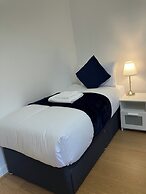 Suitable for Couple or Young Family