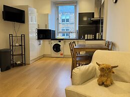 Suitable for Couple or Young Family