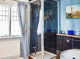 Local Pubs, Walking Routes, Cottage w Parking