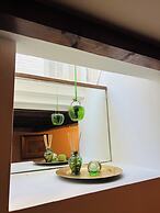 Local Pubs, Walking Routes, Cottage w Parking