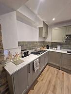 Stylish 2-bed House in Stamford Town Centre