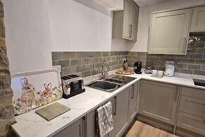 Stylish 2-bed House in Stamford Town Centre