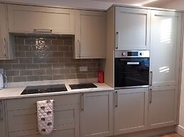 Stylish 2-bed House in Stamford Town Centre