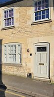 Stylish 2-bed House in Stamford Town Centre