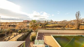 Apartment With Pool Access, Agde