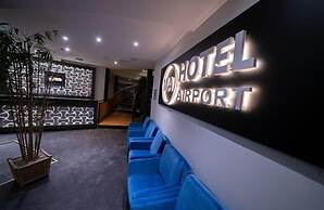 Ma Airport Hotel